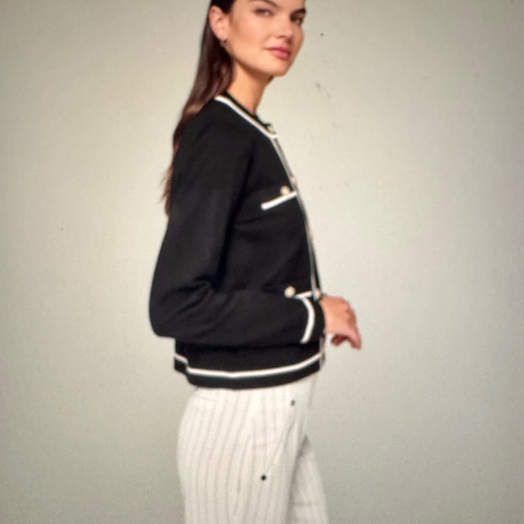 NWT Karl Lagerfeld Black and White Crew Neck Cardigan - Picture 3 of 9